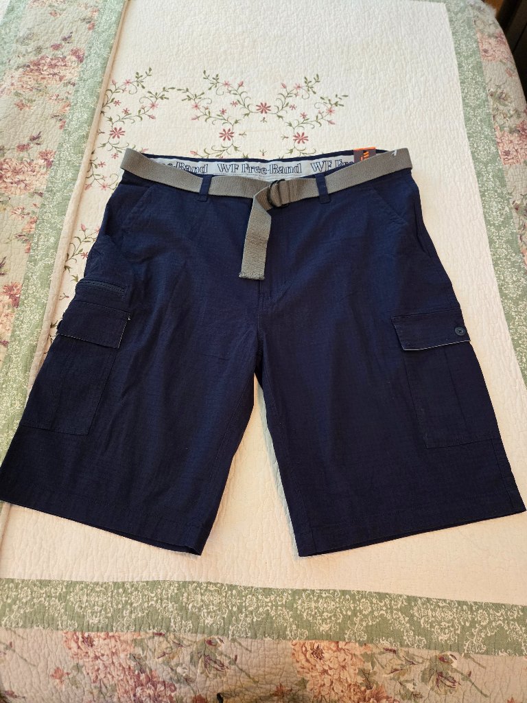 Brand New Mens Navy Blue Wearfirst Brand Cargo Shorts Size 42 2008
